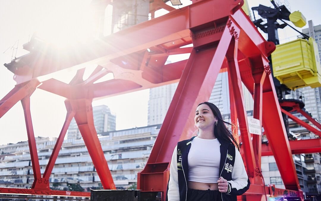 Josefina y su book de 15 años: estilo urbano en Puerto Madero