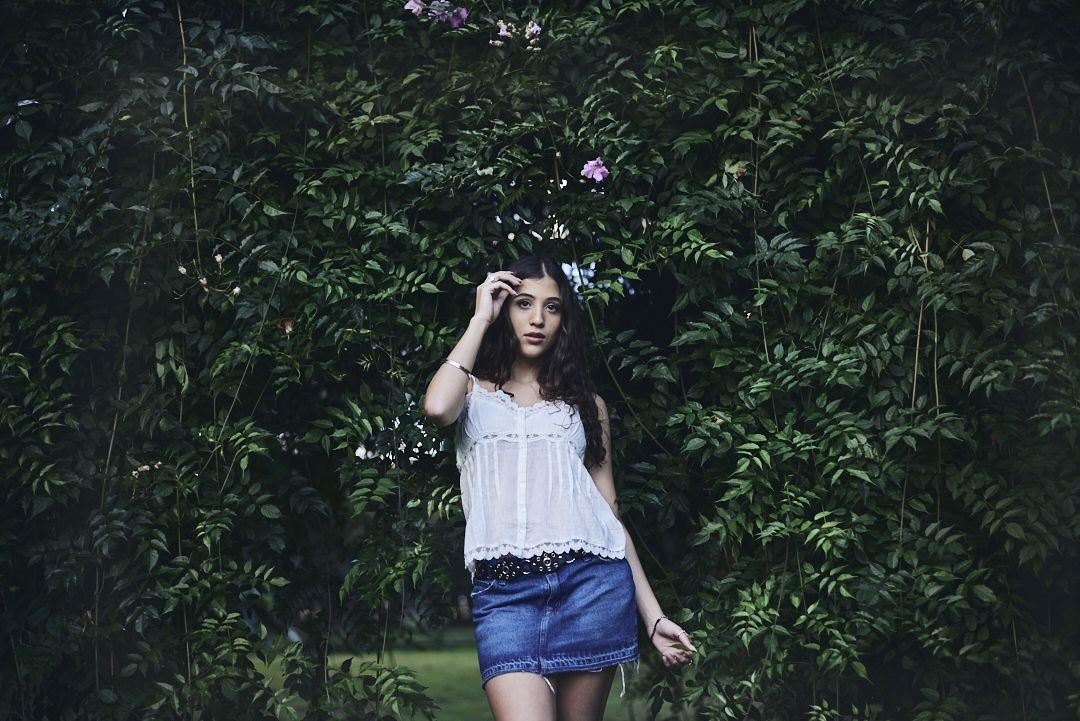 Retrato de quinceañera en sesión exclusiva diseñada especialmente para ella