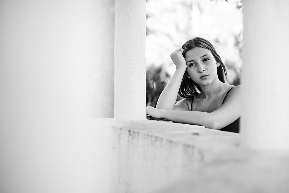 Sesión de fotos de 15 años en La Laguna, Córdoba, fotografía artística y conceptual para quinceañeras