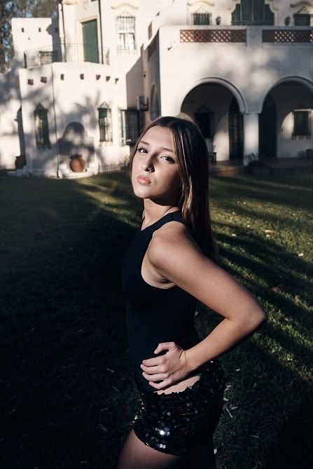 Sesión de fotos de 15 años en Etruria, Córdoba, fotógrafa especializada en retratos juveniles