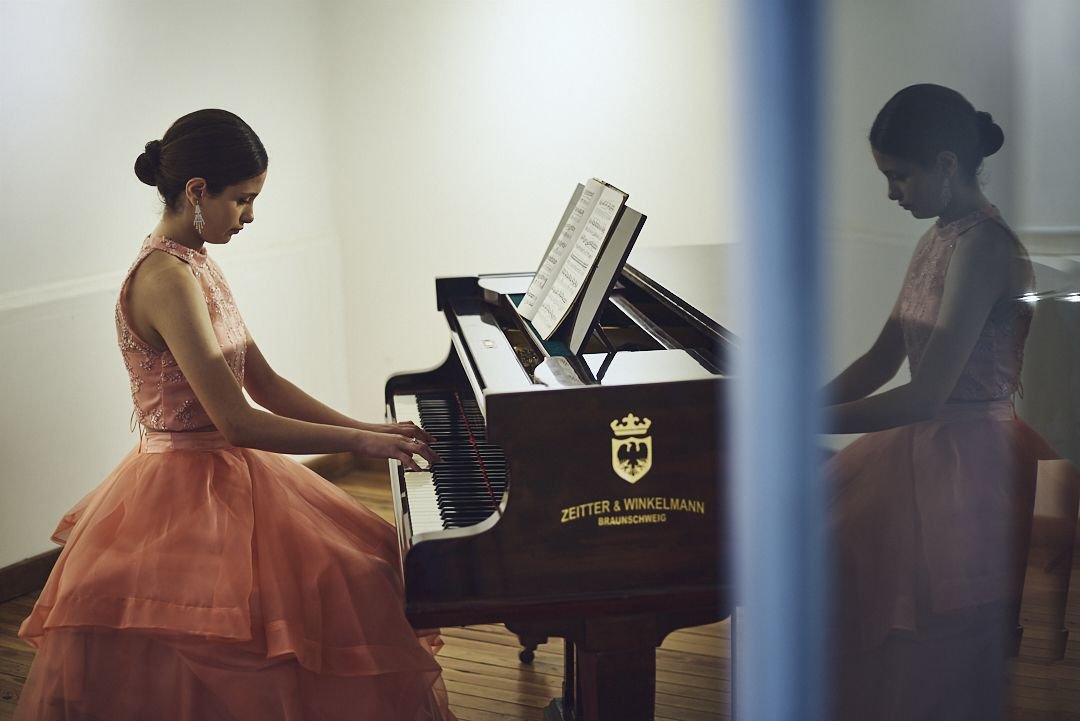 Fotografía de 15 años en Argentina, retratos musicales en interiores