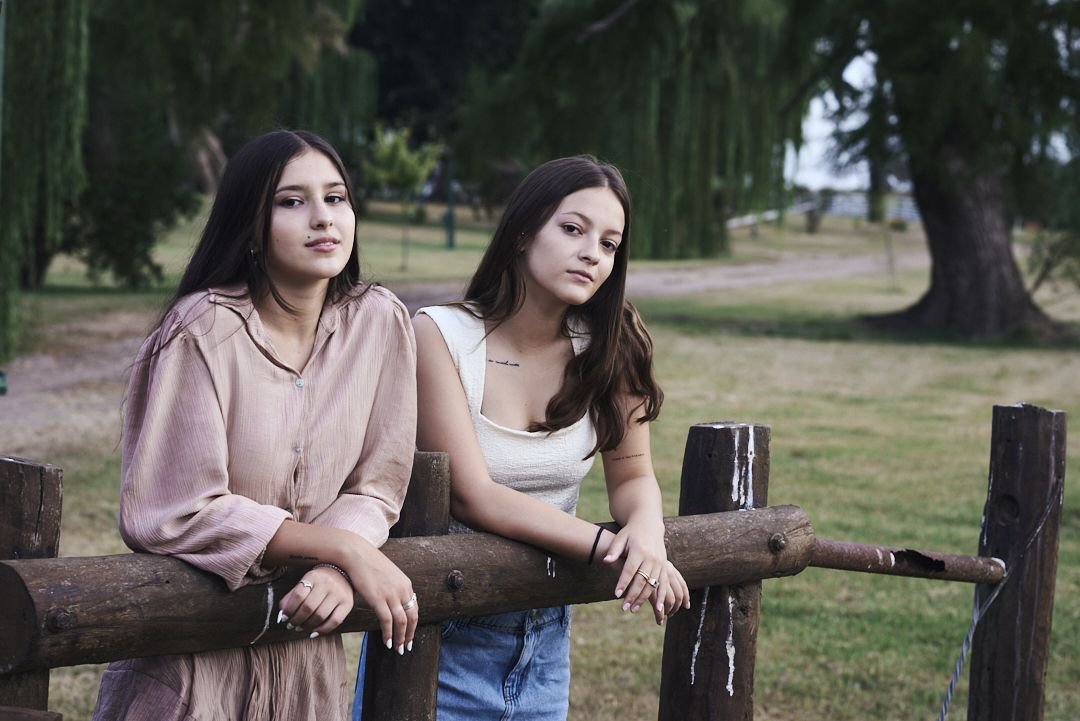 book de 15 con amigas en Córdoba durante la producción de Vale
